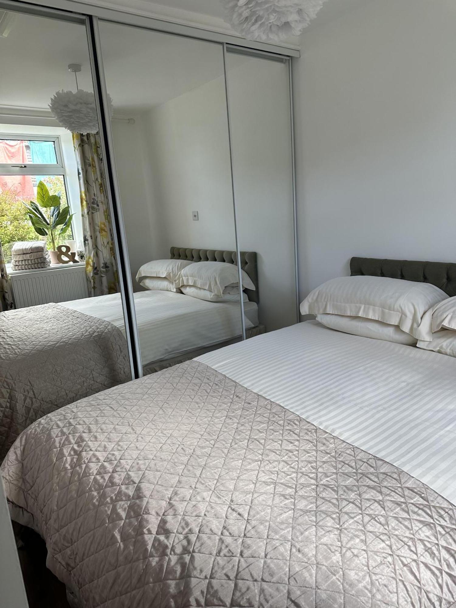 Cozy Coastal Lodge In Hayle Buitenkant foto