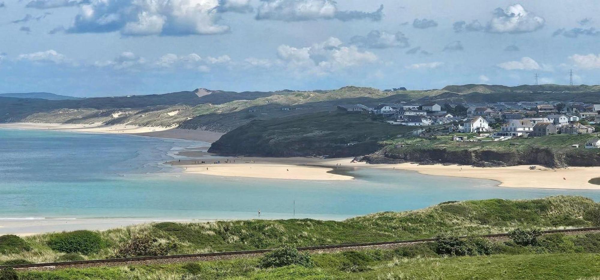 Cozy Coastal Lodge In Hayle Buitenkant foto